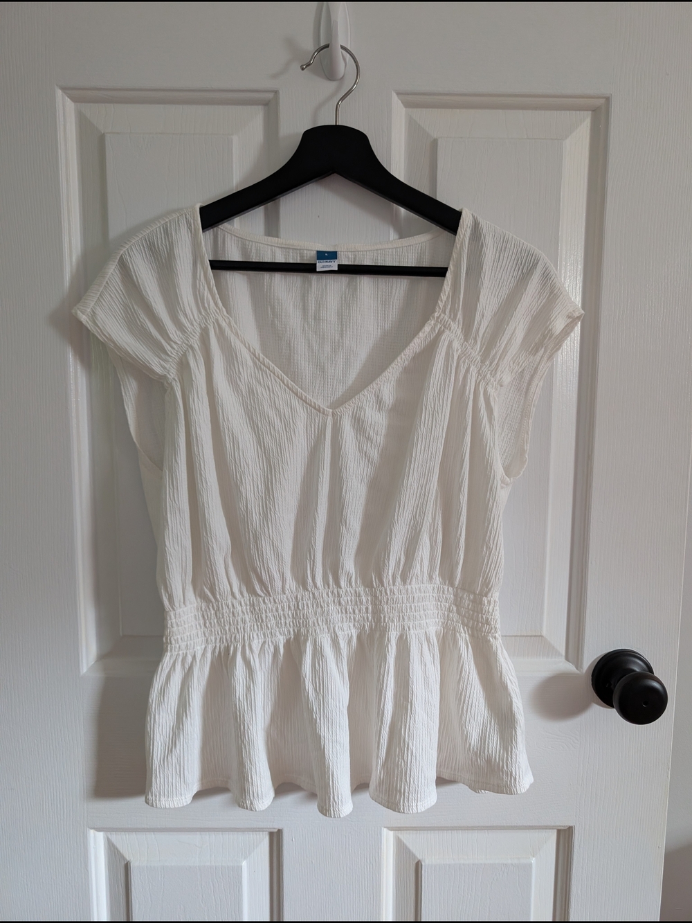 Old Navy Women's White V-Neck Peplum Top Large